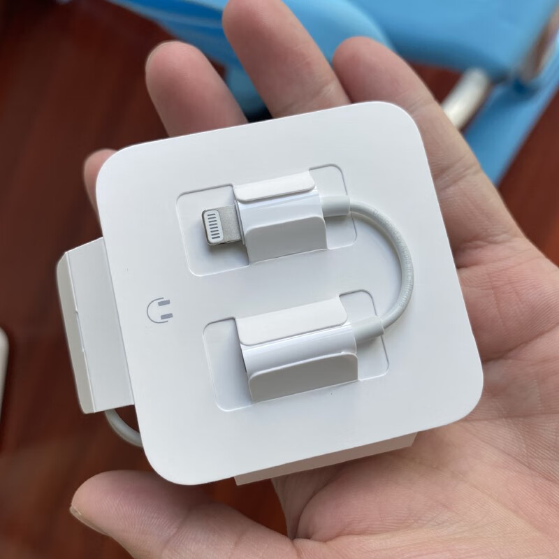 适用原装苹果耳机11pro转换器7/8lightning转3.