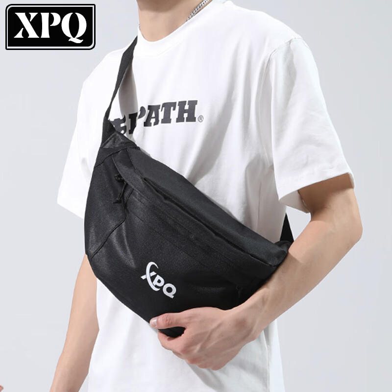 XPQ斜挎包男潮牌简约单肩包挎包休闲胸包潮流外出大容量包 黑色