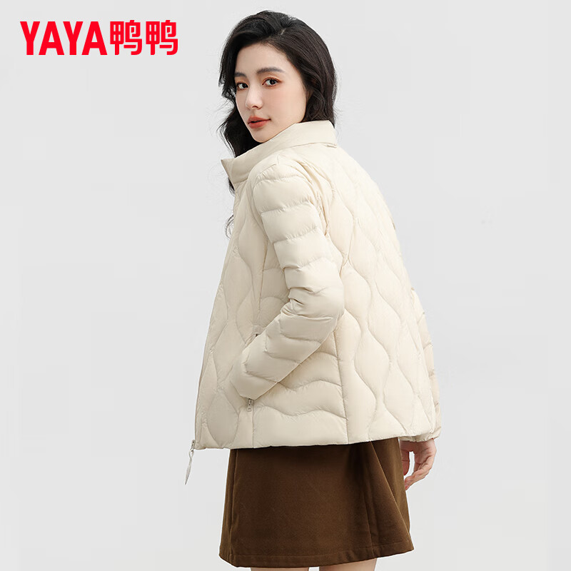 鸭鸭（YAYA）轻薄羽绒服女短款20外套保暖鸭绒88A百搭24冬季新款立领简约时尚百搭鸭绒保暖外套K 米白色 165/88A(L)主图9