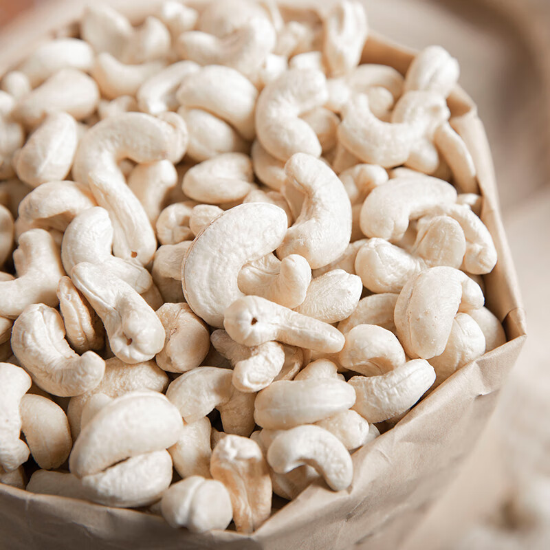 诺诺多滋新鲜去皮腰果原味批发大颗粒坚果孕妇生腰果仁熟果仁生果 ww