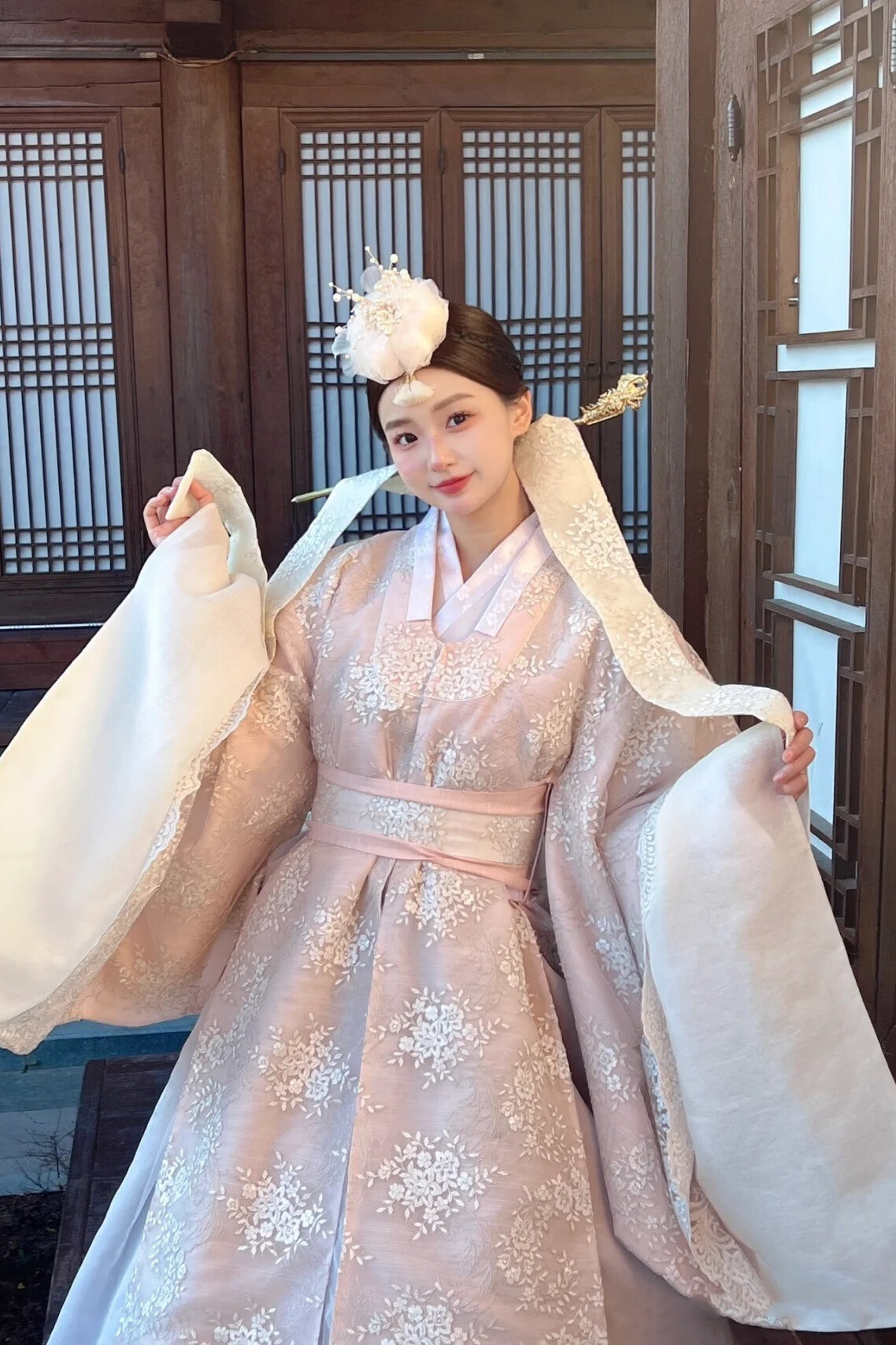 贺杨喻延边延吉朝鲜服公主宫廷民族写真礼服大长今传统韩服演出服古装