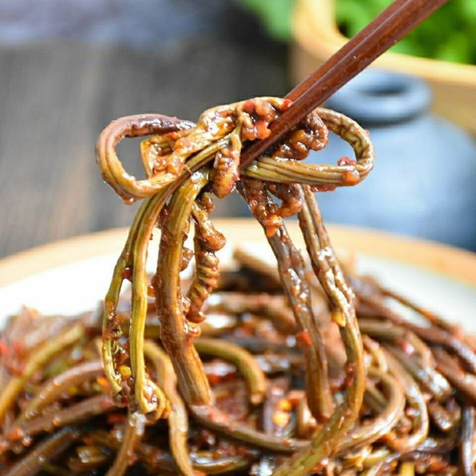 七点食分东北咸蕨菜长白山蕨菜腌制农家绿色腌制好吃的咸菜下饭菜拌饭