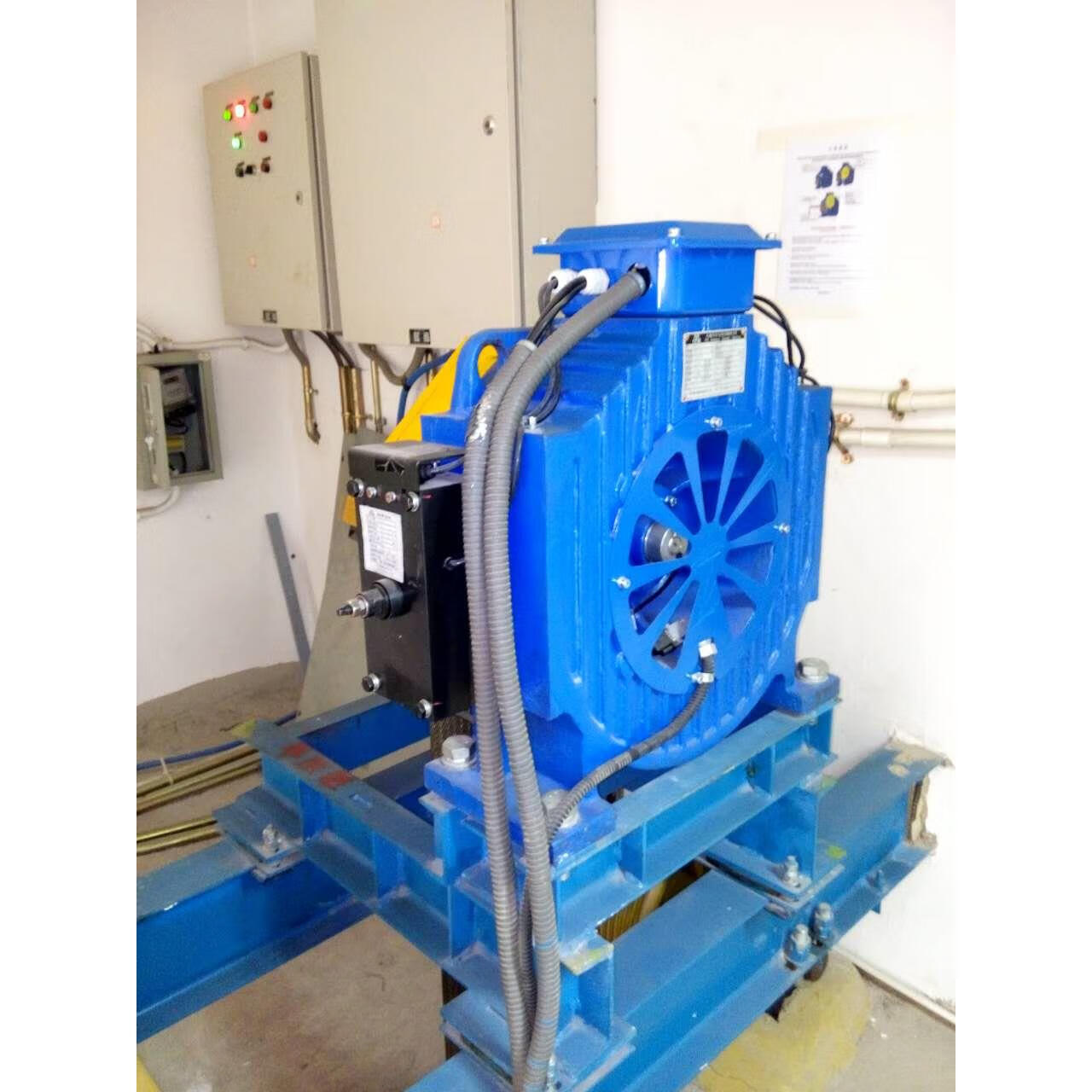 西子奥的斯/巨人通力/康力西子富沃德电梯主机曳引机全新配件