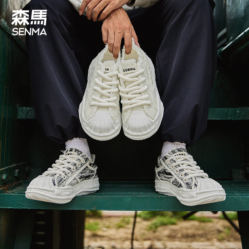 森馬情侣鞋男女同款运动帆布鞋厚底溶解鞋新款低帮贝壳头小白鞋女 米色 40