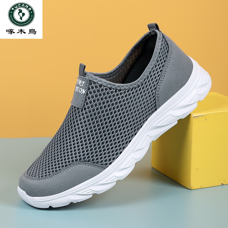 ���ڲ�������ľ����Ь�ļ�͸��һ�ŵ��ϱ�����Ь����������װְ�ɢ�������˶���Ь ��ɫ 41 255mm 56.1Ԫ