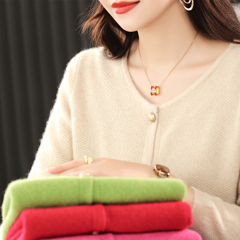 pstp鄂尔多市100纯羊毛开衫女士圆领时尚百搭设计感外套宽松秋冬新款