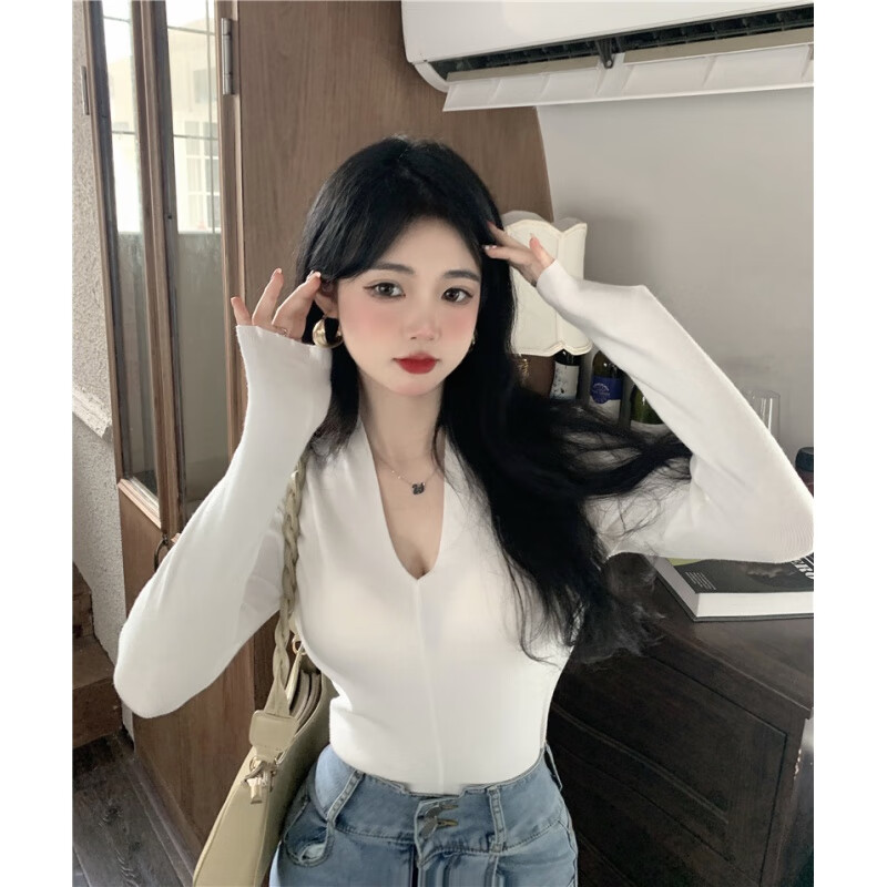 旺冉低胸针织衫女打底衫性感女紧身冬季纯欲v领毛衣女春秋配内搭小衫