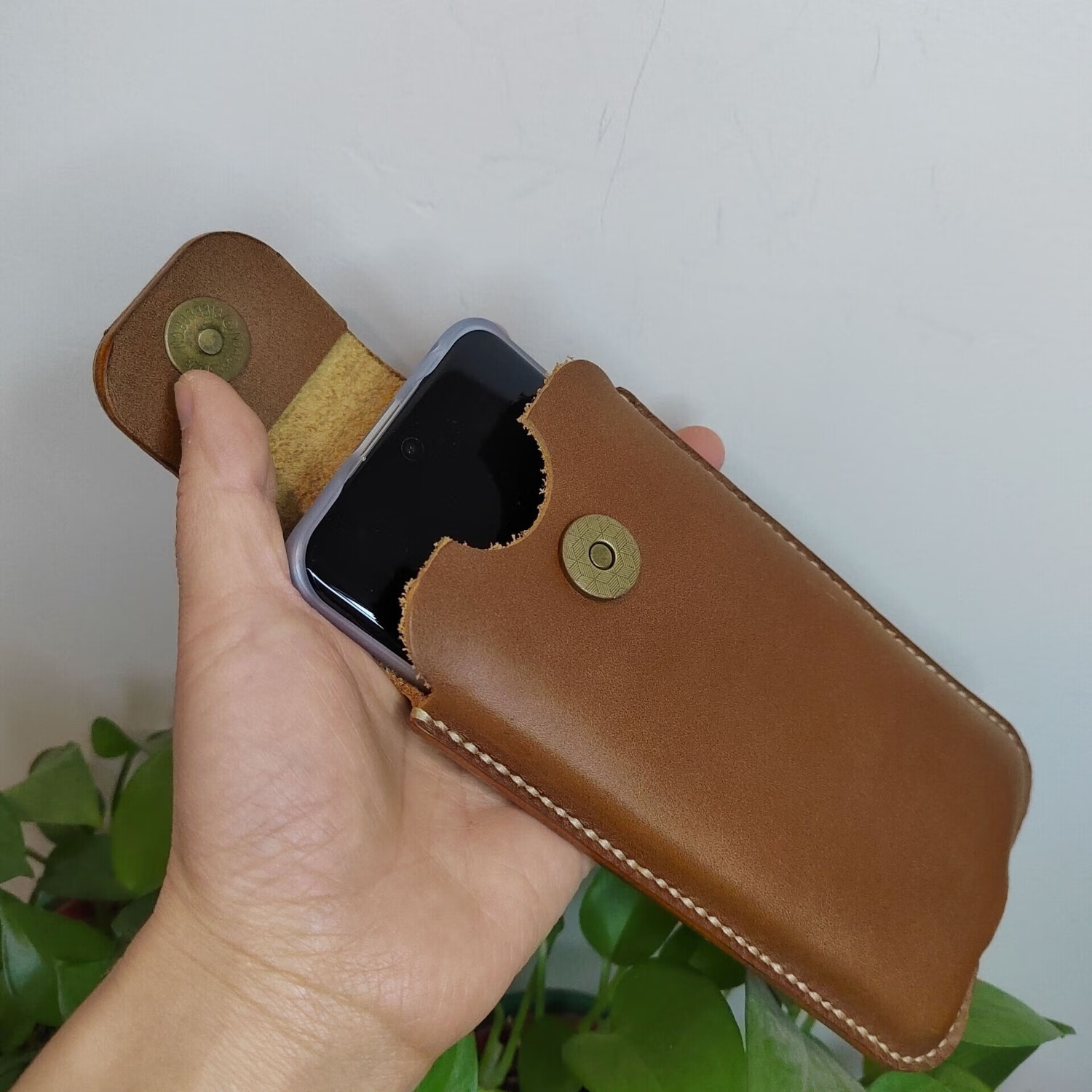 szlhrsd适用于小米14 ultra工地挂腰套穿皮带夹耐磨真皮套手机套 棕色