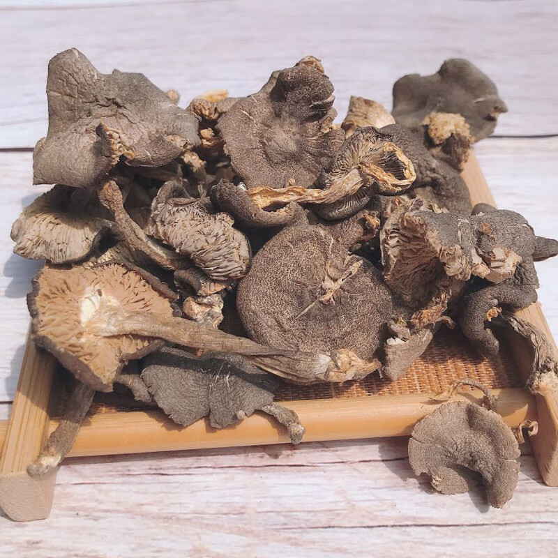 爱唯购新货野生草蘑菇自 小灰蘑小草蘑野生食用菌营产 250g