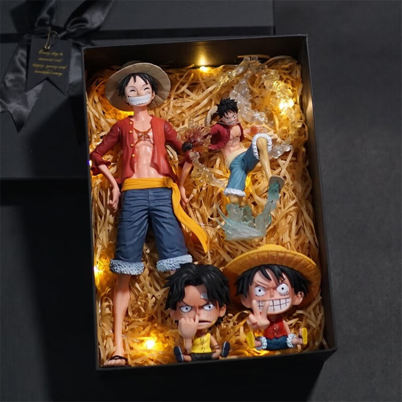 迪士尼全套海贼王模型路飞索隆艾斯尼卡摆件 动漫男生生日礼物礼盒 路飞套装4款