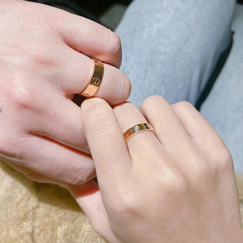 胖东来同款18K实心金戒指金男女情侣款玫瑰金AU750彩金LOVE 玫瑰金6mm(宽版无钻) 美码10号(港码21-22号)