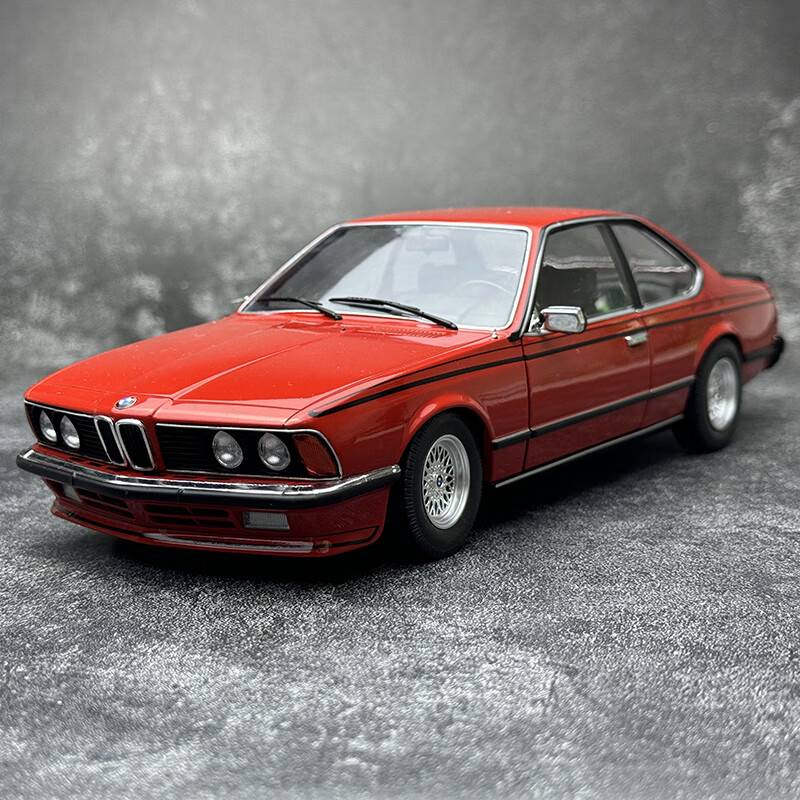 1:18 宝马 bmw 635 csi e24 1984 鹿头6#合金仿真汽车模型 s1810301