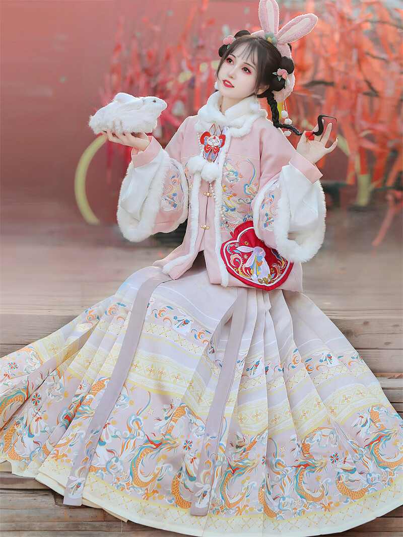 追玥梦过年拜年的衣服成人汉服女秋冬款明制古装成人汉服女日常款马面