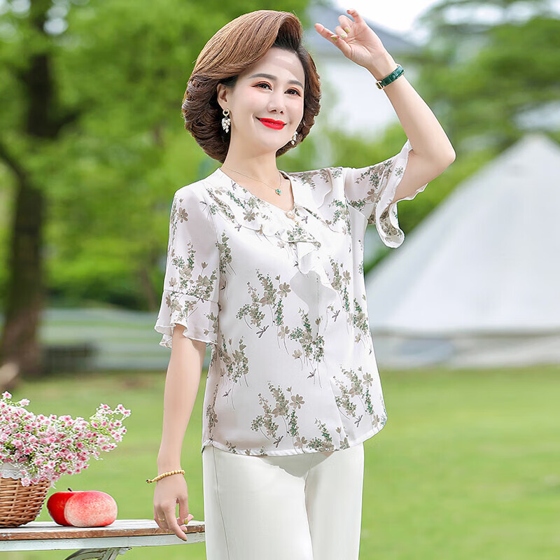 俞兆林母亲节妈妈夏装套装短袖T恤雪纺衫2025新款洋气质中老年女装夏季 绿色(配三角长裤卡其色) 2XL (建议105-115斤)