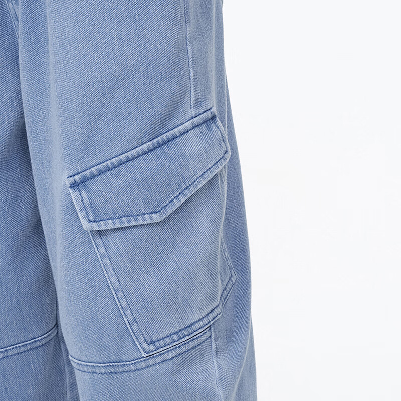 MQD童装男大童超软学院风针织牛仔裤春大口袋束脚长裤 浅牛仔蓝 130