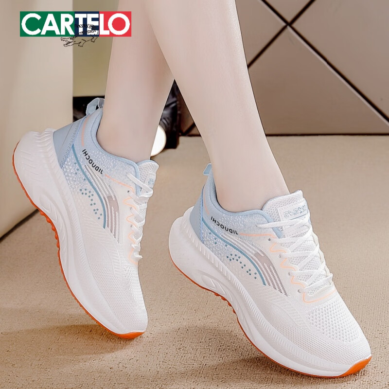 卡帝乐鳄鱼(cartelo)透气网面运动鞋女单网鞋春夏新款飞织女鞋休闲鞋