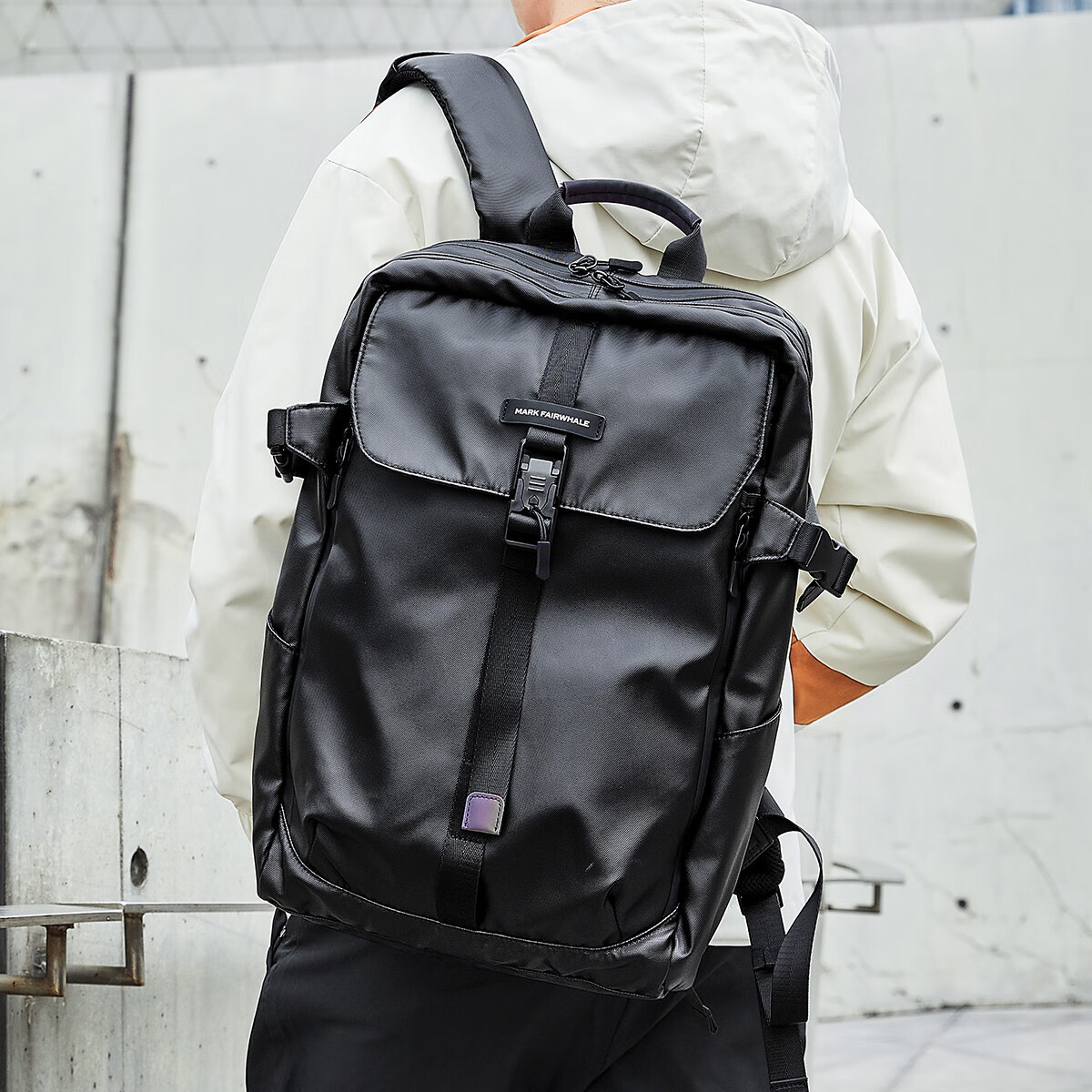 马克华菲男士双肩包潮牌休闲旅行户外旅游背包大学生笔记本电脑篮球背包 黑色(可装17寸本本)