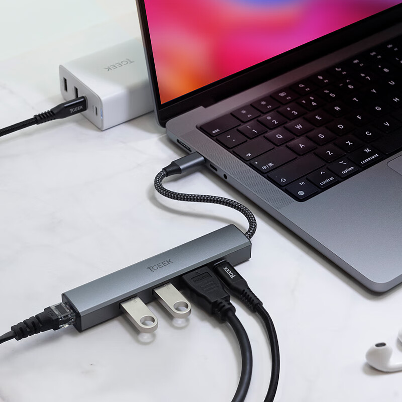TGEEK Type-C扩展坞转HDMI转接头千兆网口USB3.0投屏4K适用Macbook苹果电脑IPadPro笔记本电脑5合1办公 银色