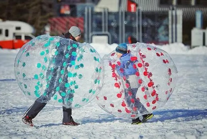 雪地悠波球滚筒球雪地保龄香蕉船八爪鱼碰碰球悠波球草地悠波球 抗寒零下50度 碰碰球直径1米