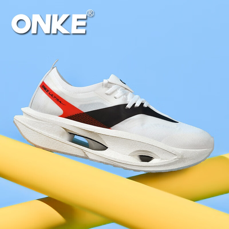 ONKE德国欧克户外轻便透气减震防滑耐磨跑步鞋男女碳板马拉松运动鞋男 白驹 男女同款 38