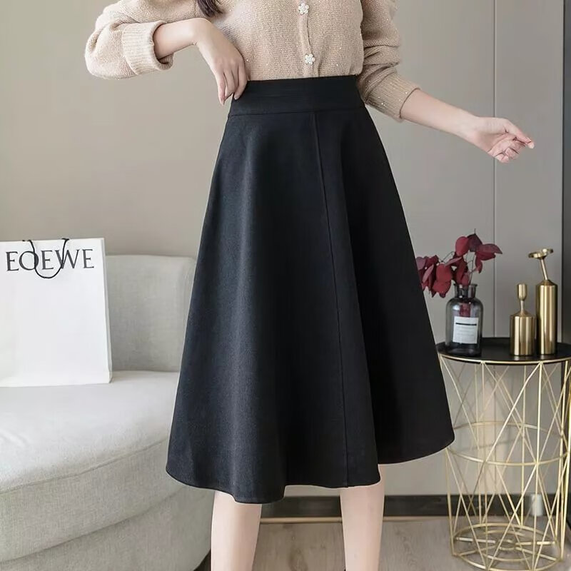 欧曼玫【现发】半身裙女秋冬新款高腰显瘦大摆A字裙中长款百搭遮肚韩版 黑色 S 88-100斤