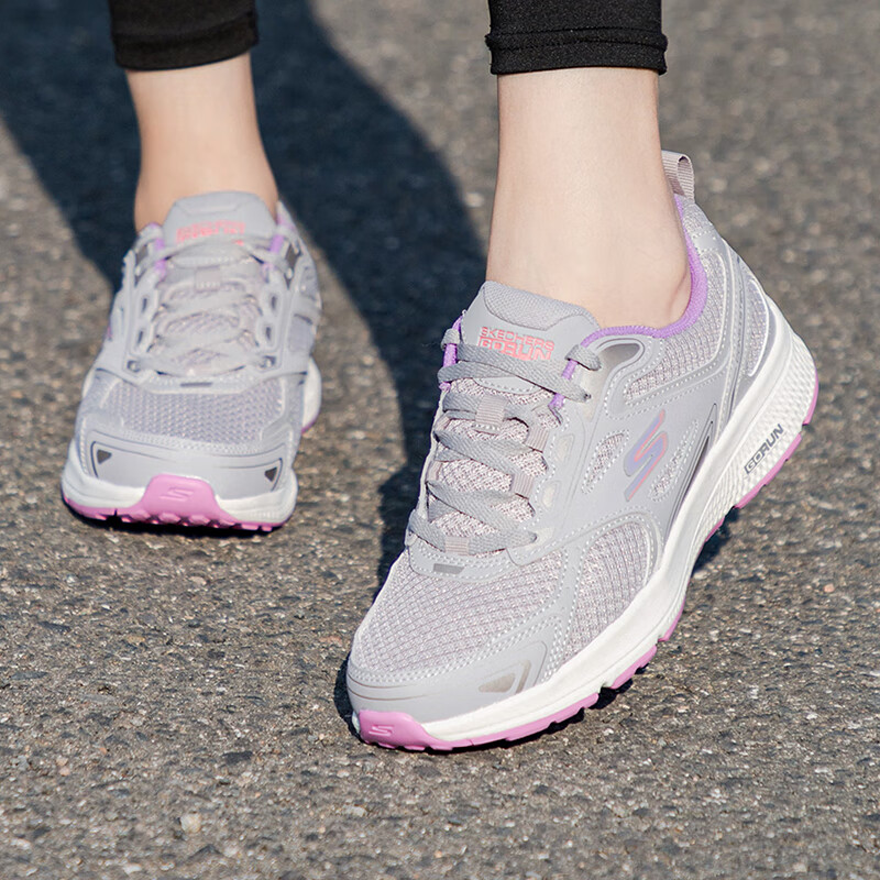 斯凯奇（Skechers）女鞋2025夏季新款运动鞋软底网面鞋轻便休闲鞋跑步鞋健步鞋女 灰色-GYLV 35