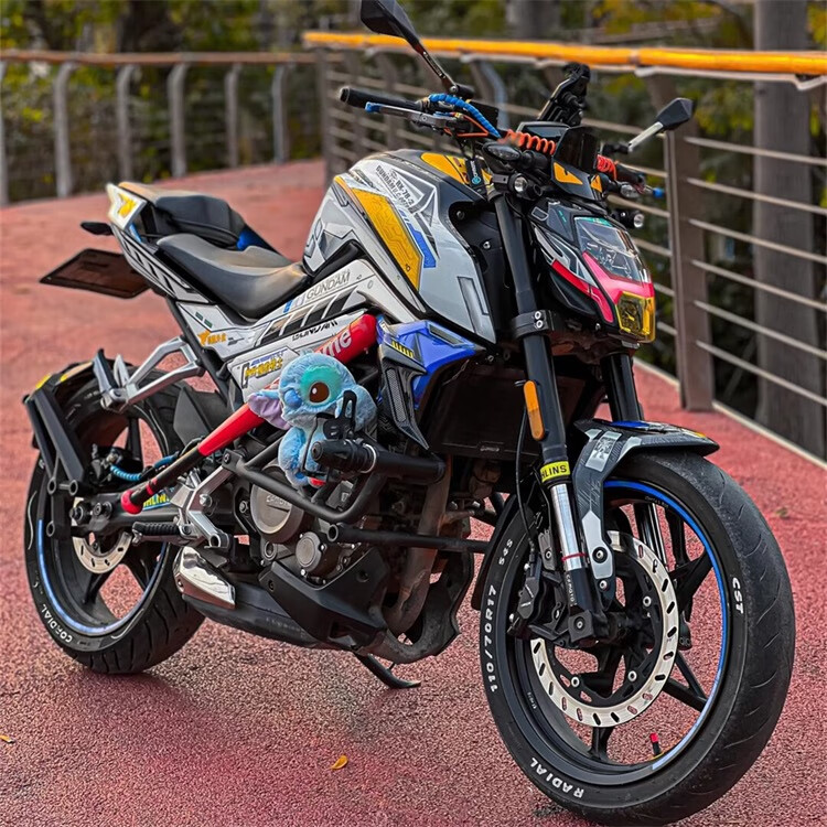 春风nk250cc摩托车水冷电喷st125街车跑车sr狒狒男装跨骑整车 彩色 牌