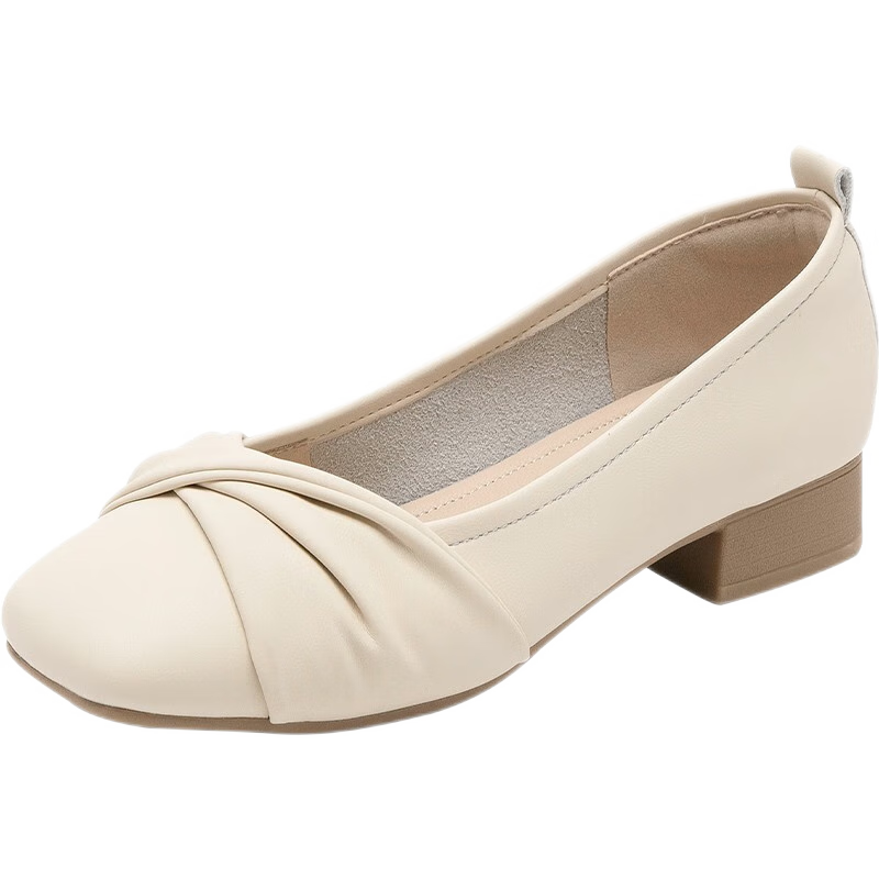 ���ڲ�������ܽ��ǳ�ڵ�ЬŮƽ��Ь�ٴ����һ�ŵŷ�ʽС�����������Ь����ЬŮ ��ɫ 34