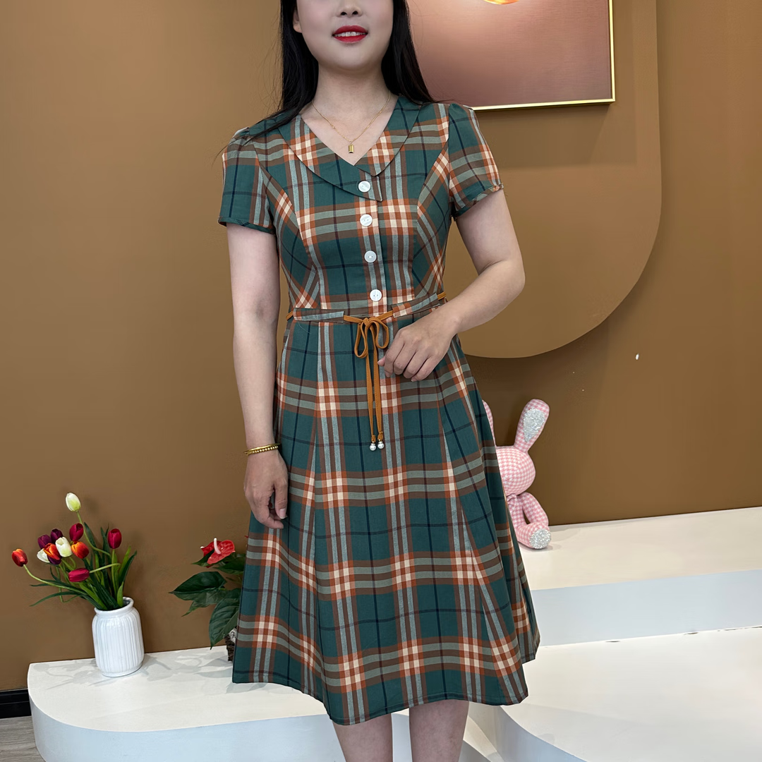 企迈妈妈连衣裙50到60岁新款夏季大码格子连衣裙女2024新款夏装收腰显