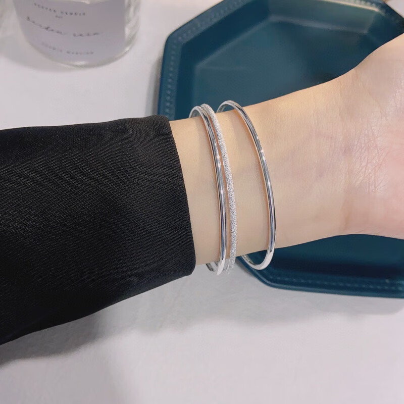 周大福钻石之心9999手镯女实心磨砂镯子三生三世手环闭口三圈中秋首饰 52圈口素圈手镯-约30g 足银