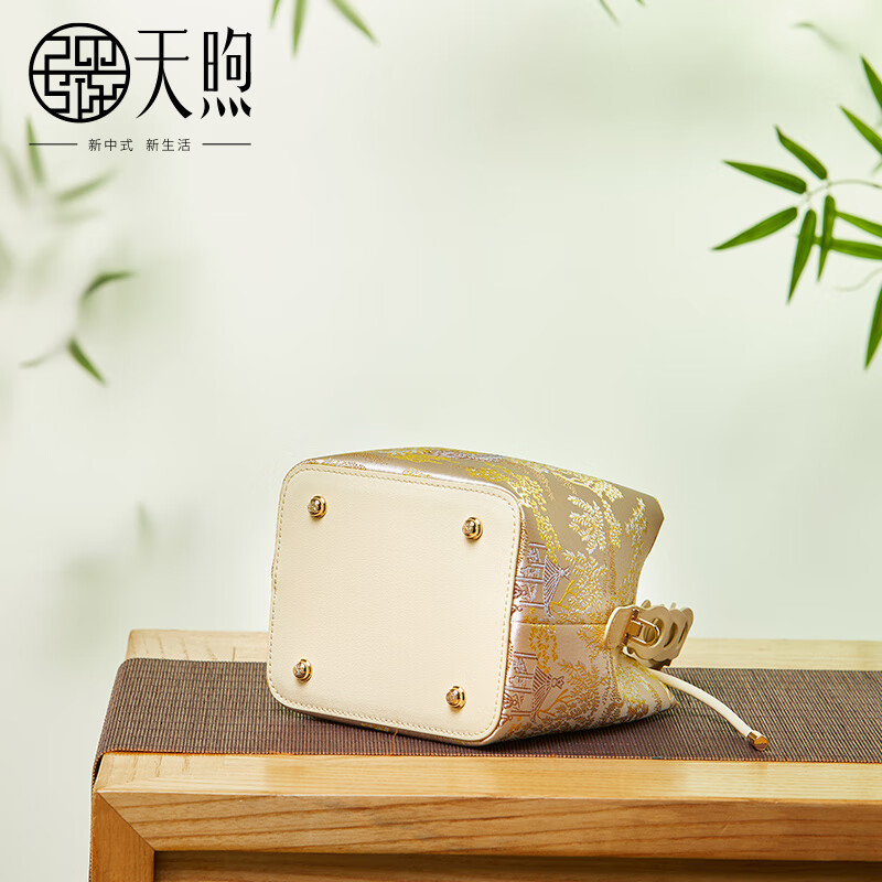 PmSix新中式国风织锦提花女包迷你小包手拎包复古布包配旗袍中年妈妈包 淡黄色1-织锦提花-送礼品袋