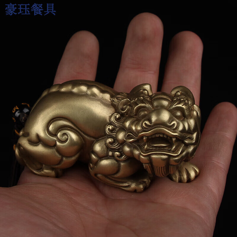 铜貔貅手把件招财公母貔恘一对办公桌面小摆件随身盘玩 公貔貅带手绳
