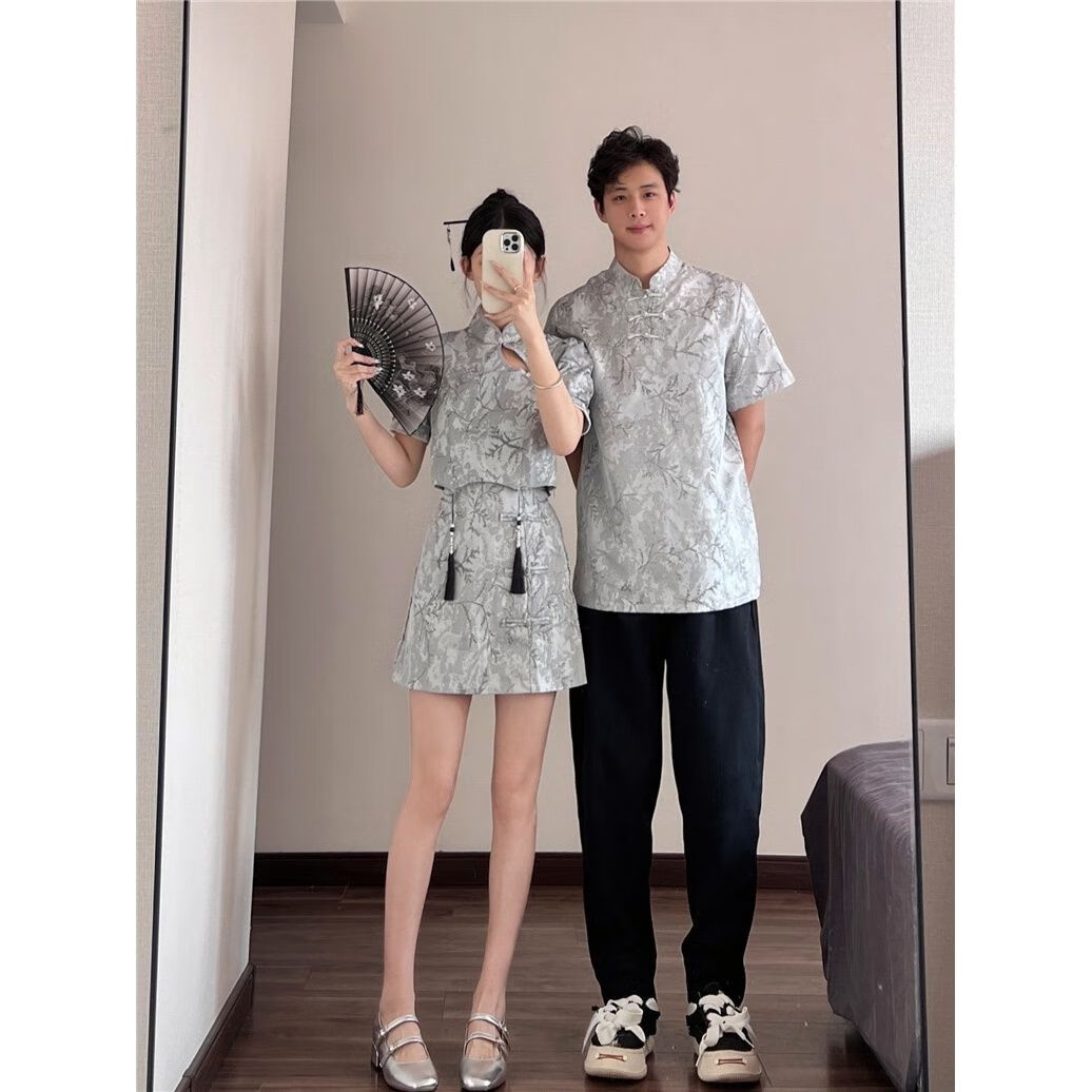 反作用情侣衣服套装一女一男情侣装夏季新款一衣一裙2024情侣装夏季新