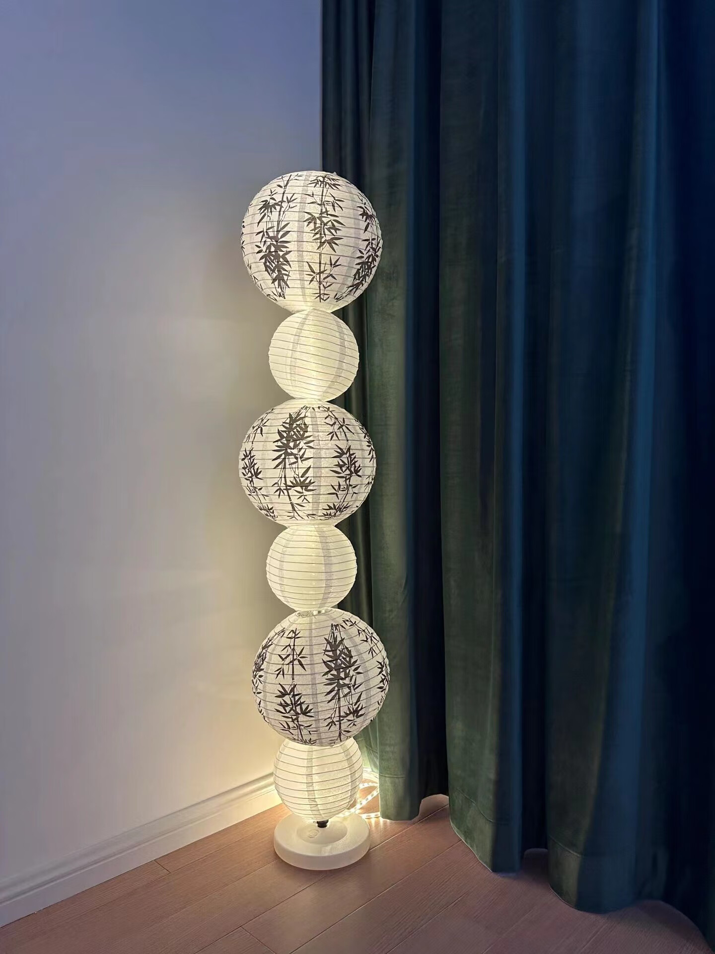 客厅沙发旁高级设计感卧室创意书法立式 底座 灯带 扎带 灯笼[白竹子]