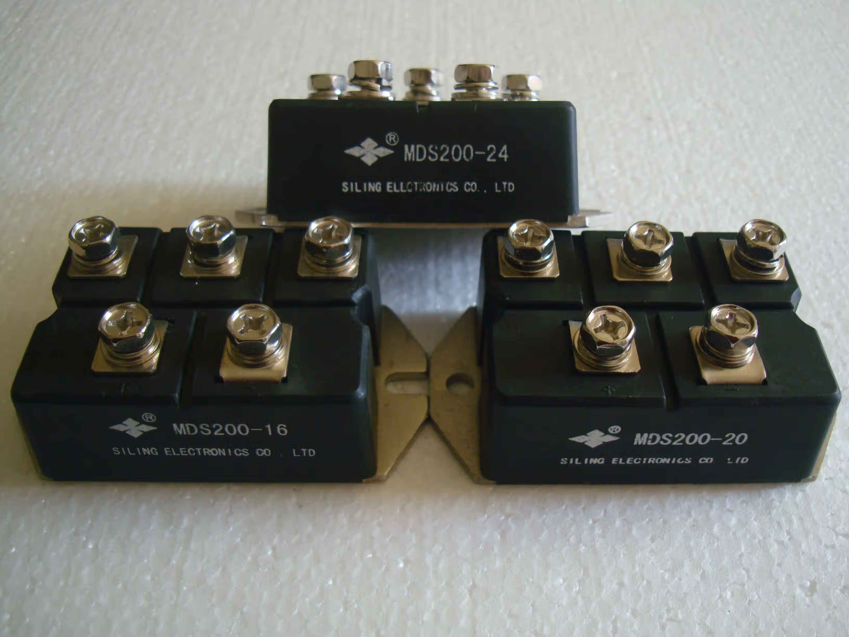 mds160-16-24 mds200-16-20 四菱拆机三相整流桥模块 mds130-16