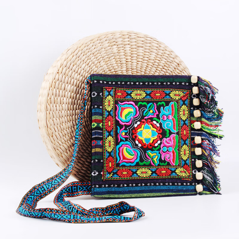 墨雅伦 muralon苗族包苗族土家族云南少数民族流苏加珠包刺绣麻布单肩