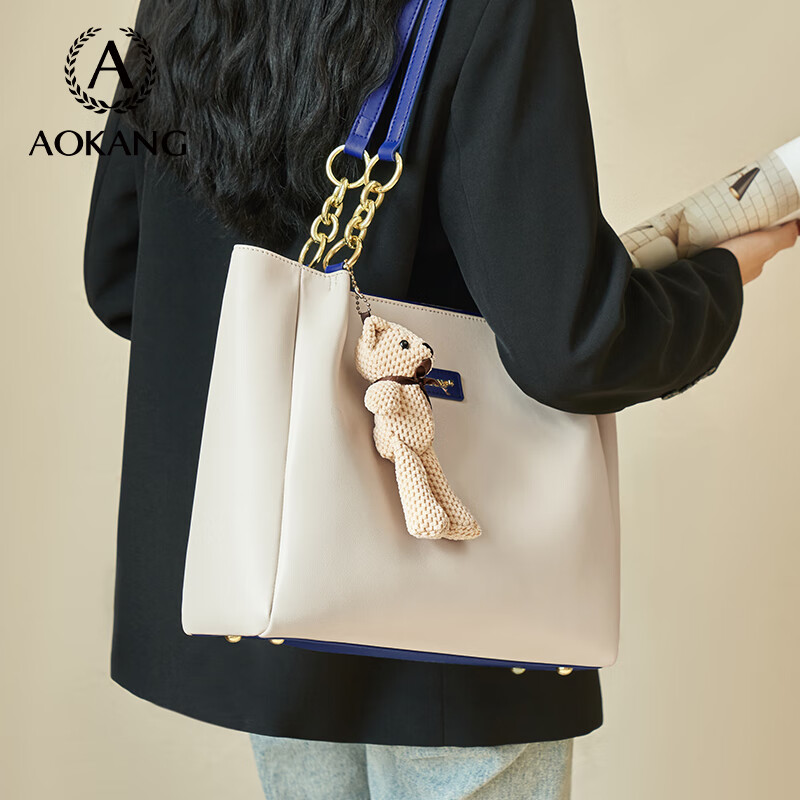 ���ڲ������¿�����Ů���¿�ţƤ���ذ�������Ҹ�°�ͨ�ڵ����������������� ��ɫ(С�ܹ���)