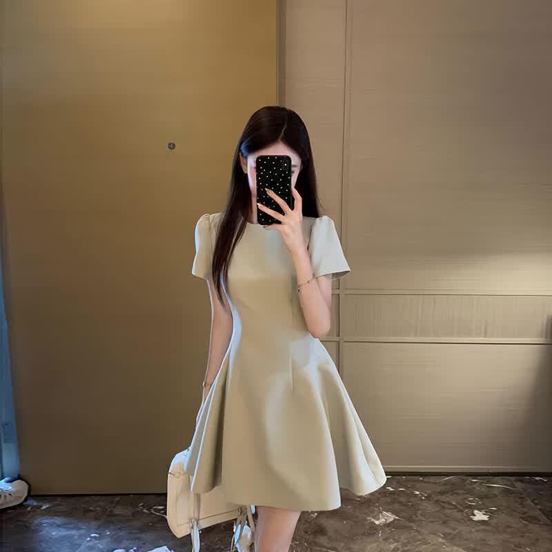 GARNUO绿色短袖连衣裙子女夏季法式气质小个子高级感礼服裙收腰显瘦短裙 绿色【短袖短款】 M 【101-110斤】