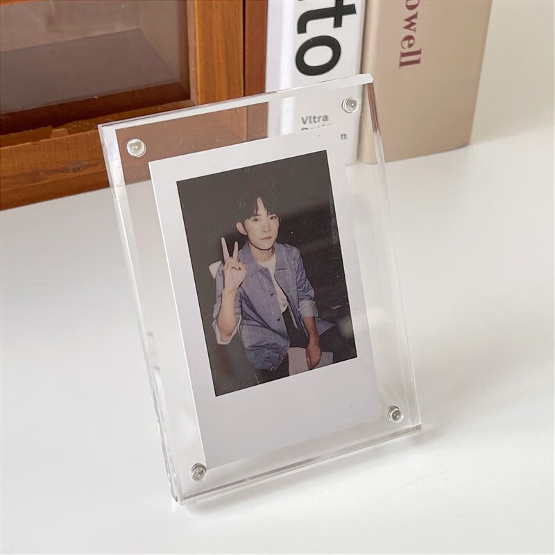 zrqf日式拍立得三寸相框爱豆小卡照片展示架立牌亚克力磁吸小摆台摆件
