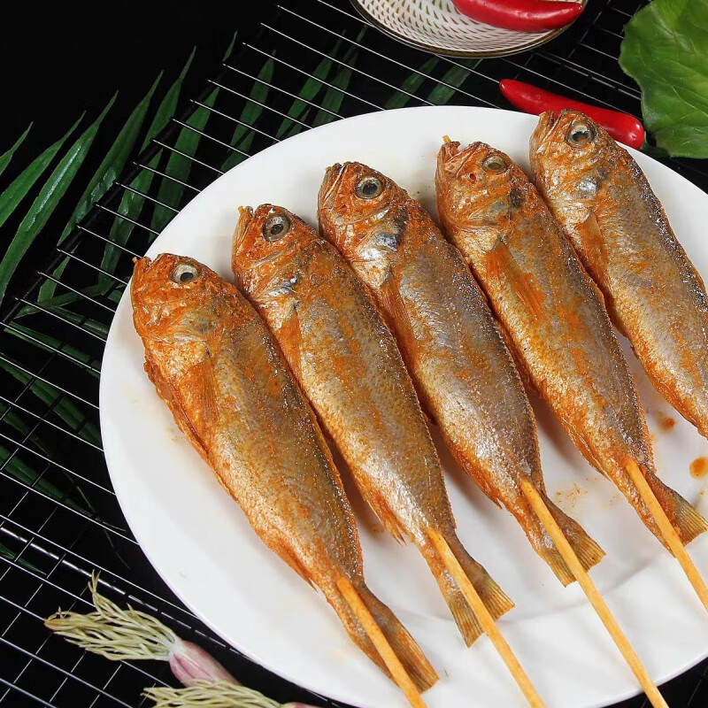 I新鲜网红夜猫子小黄鱼串鲜活冷冻半成品商用烧烤小吃1桶1600g 小黄鱼1袋20串