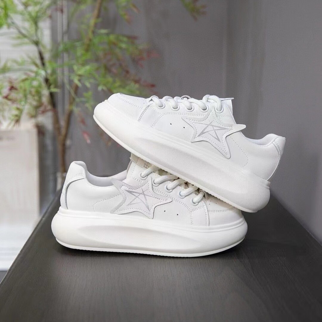 京蝌蝌女生鞋子新款2024网红新款夏季小白鞋女学生时尚增高板鞋潮