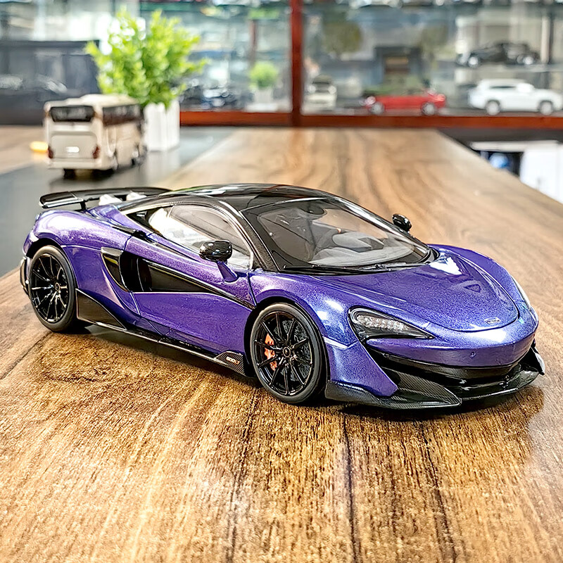 CLD1:18 LCD 迈凯伦McLaren 600lt 合金静态汽车模型礼品收藏 摆放 1:18 紫色