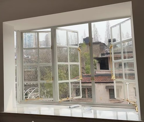 OEING上海老洋房钢窗实腹钢窗门老式铁窗复古格子窗铁艺平开老钢窗