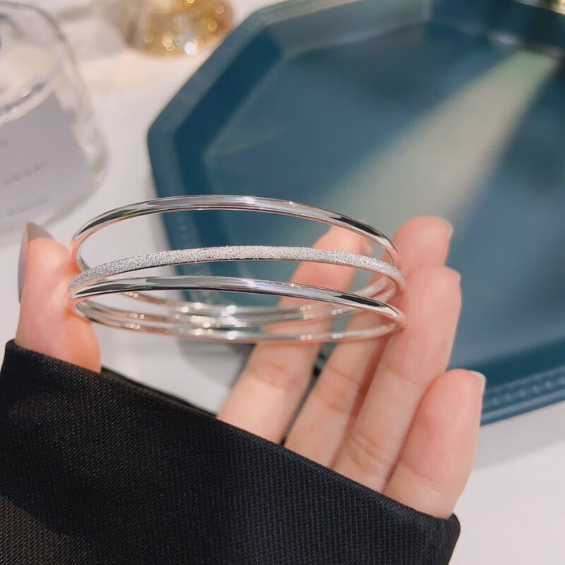 周大福钻石之心9999手镯女实心磨砂镯子三生三世手环闭口三圈中秋首饰 52圈口素圈手镯-约30g 足银