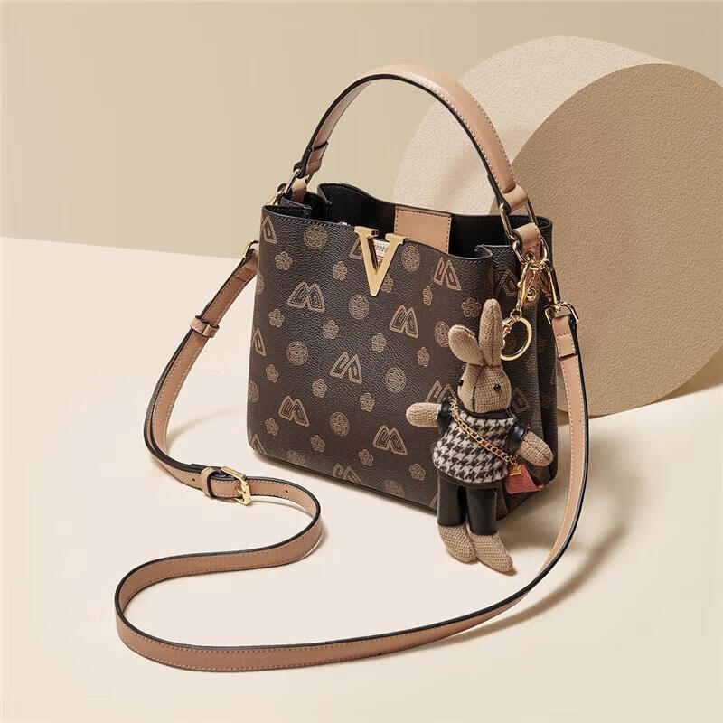 ͷŮʿŮϻˮͰᵥбʥŮ 184Ԫ