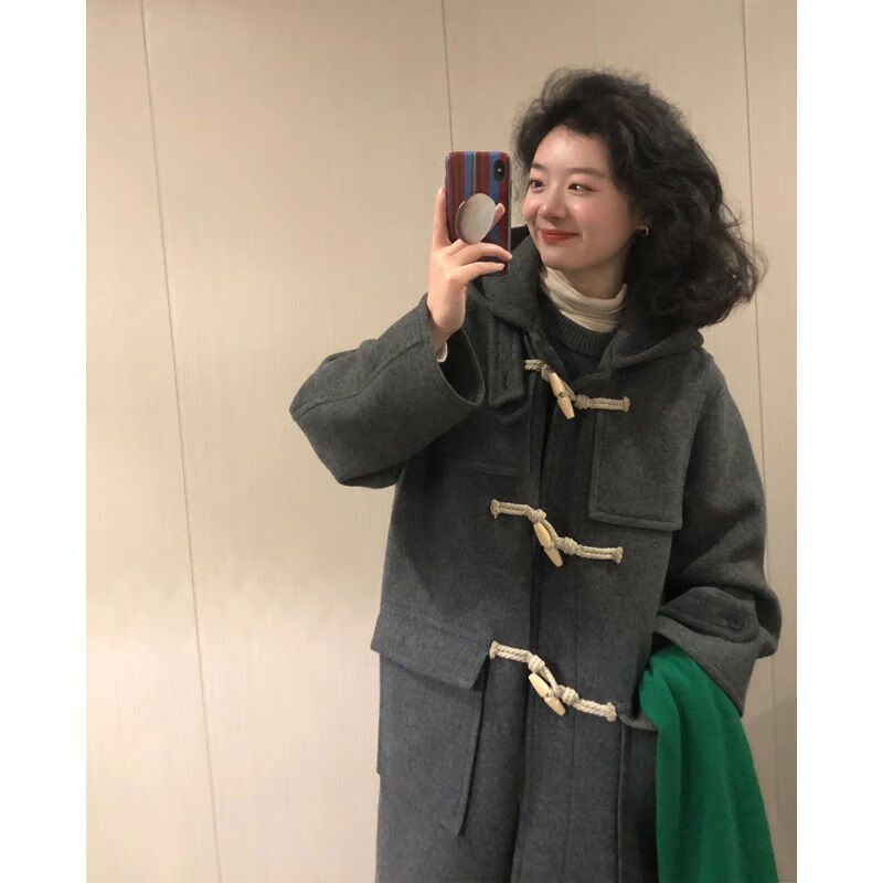 wait await牛角扣大衣女小个子冬天灰色呢子大衣2023秋冬新款赫本风中