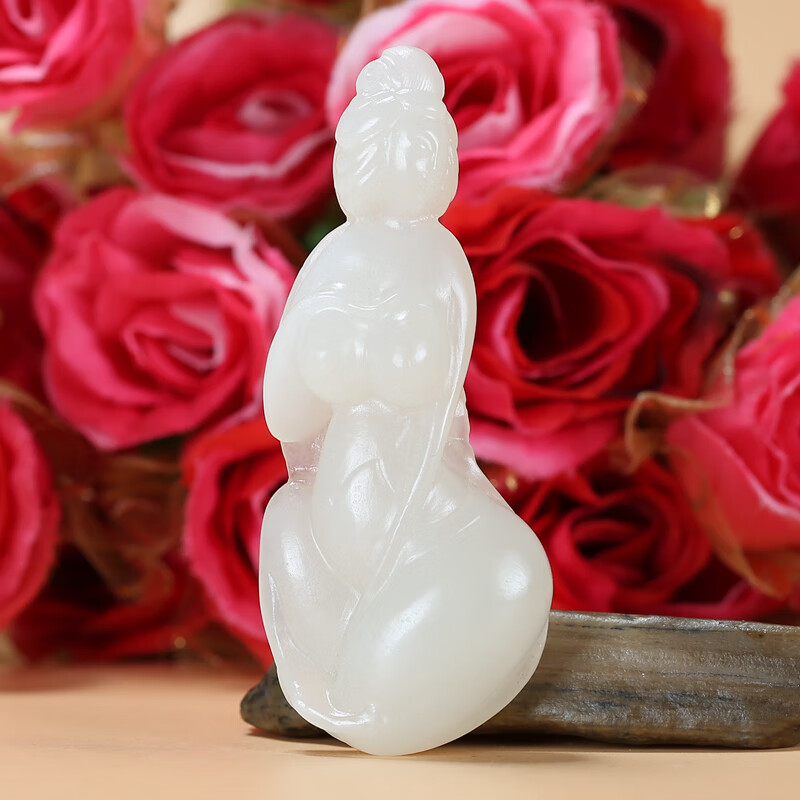 禄缘相苏州玉雕大师万子涵作品 和田玉羊脂玉遇贵人吊坠玉坠26.98克