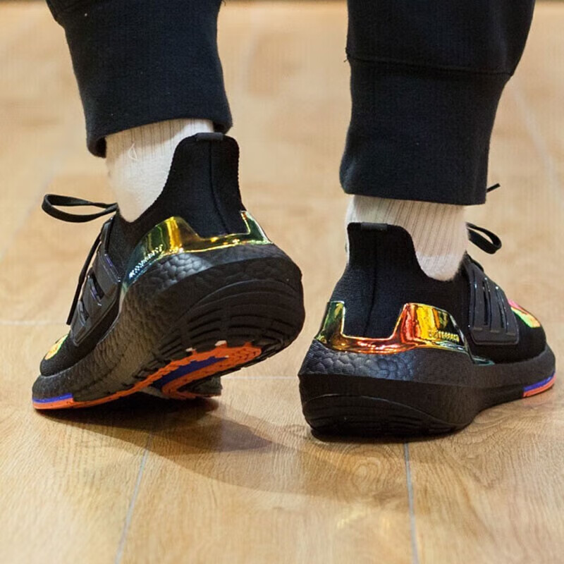 阿迪达斯 (adidas)男鞋 新款ub爆米花运动鞋透气轻便休闲鞋马拉松慢跑
