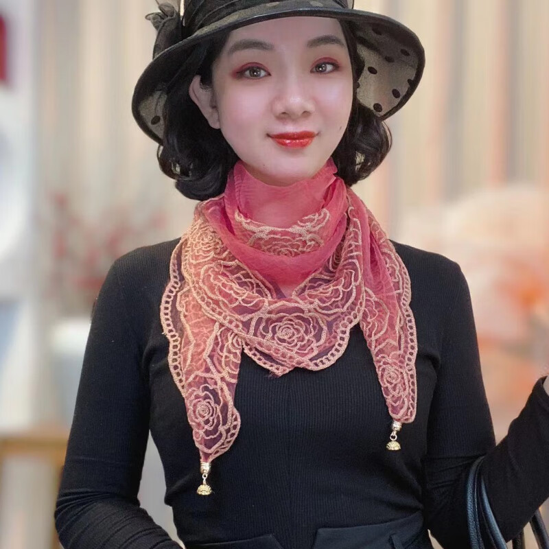 卡灰猫新款磁吸玫瑰绣花妈妈丝巾春秋季围巾围脖护颈懒人披肩女方巾