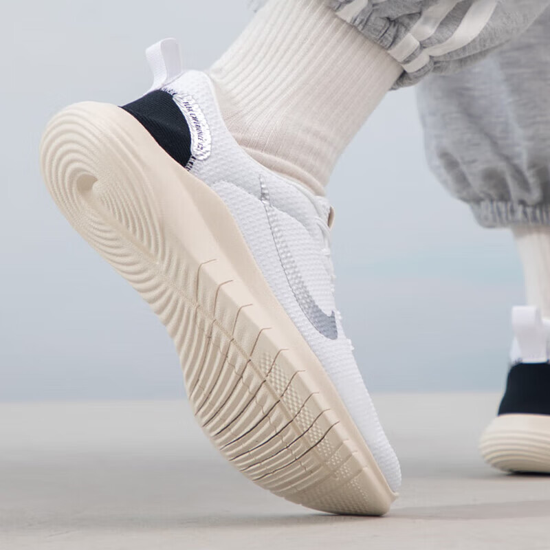 耐克(nike)休闲鞋女鞋2024夏季新款运动鞋flex赤足减震跑步鞋dv0746